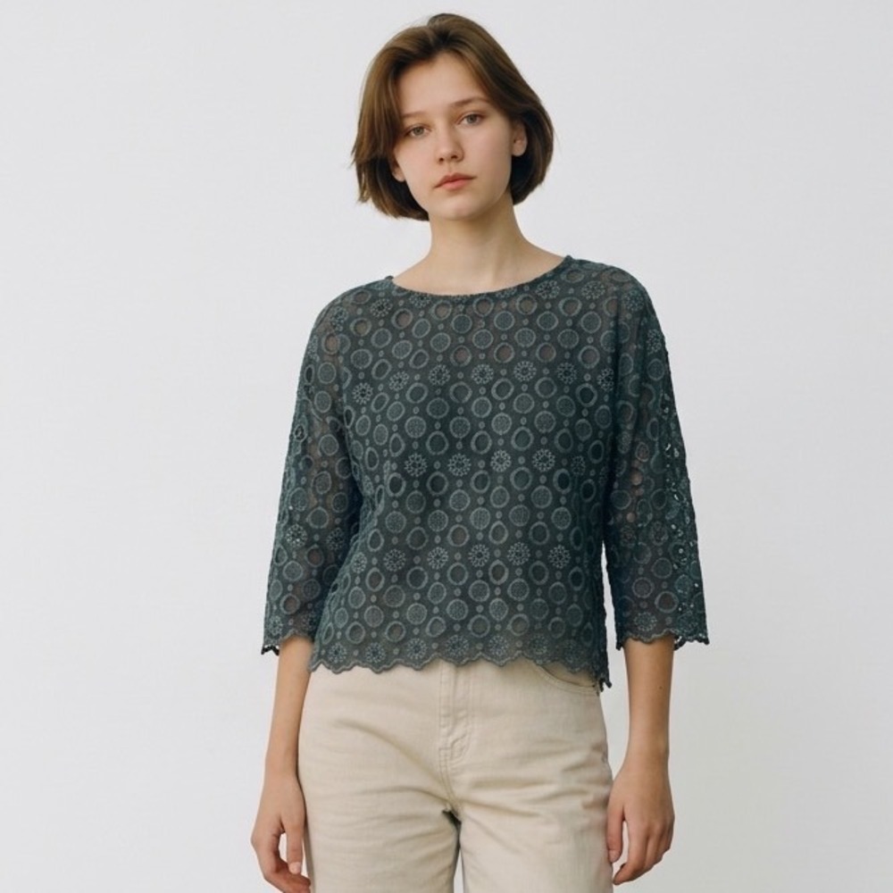 Cosmo Embroidered Lace Top Blouse 3/4 Sleeve Circle Pattern Sheer Gray‎ EVEH